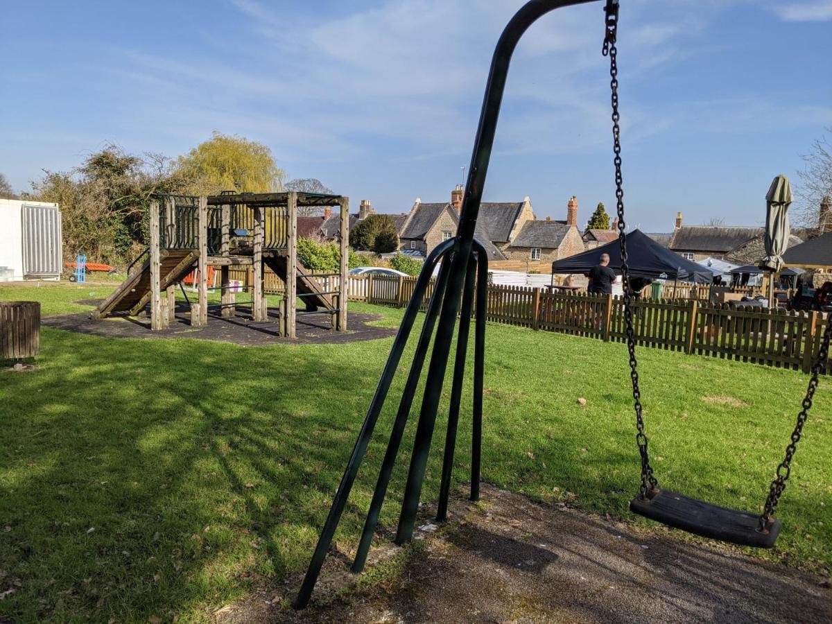 Cowpers Oak Bed & Breakfast Olney Luaran gambar