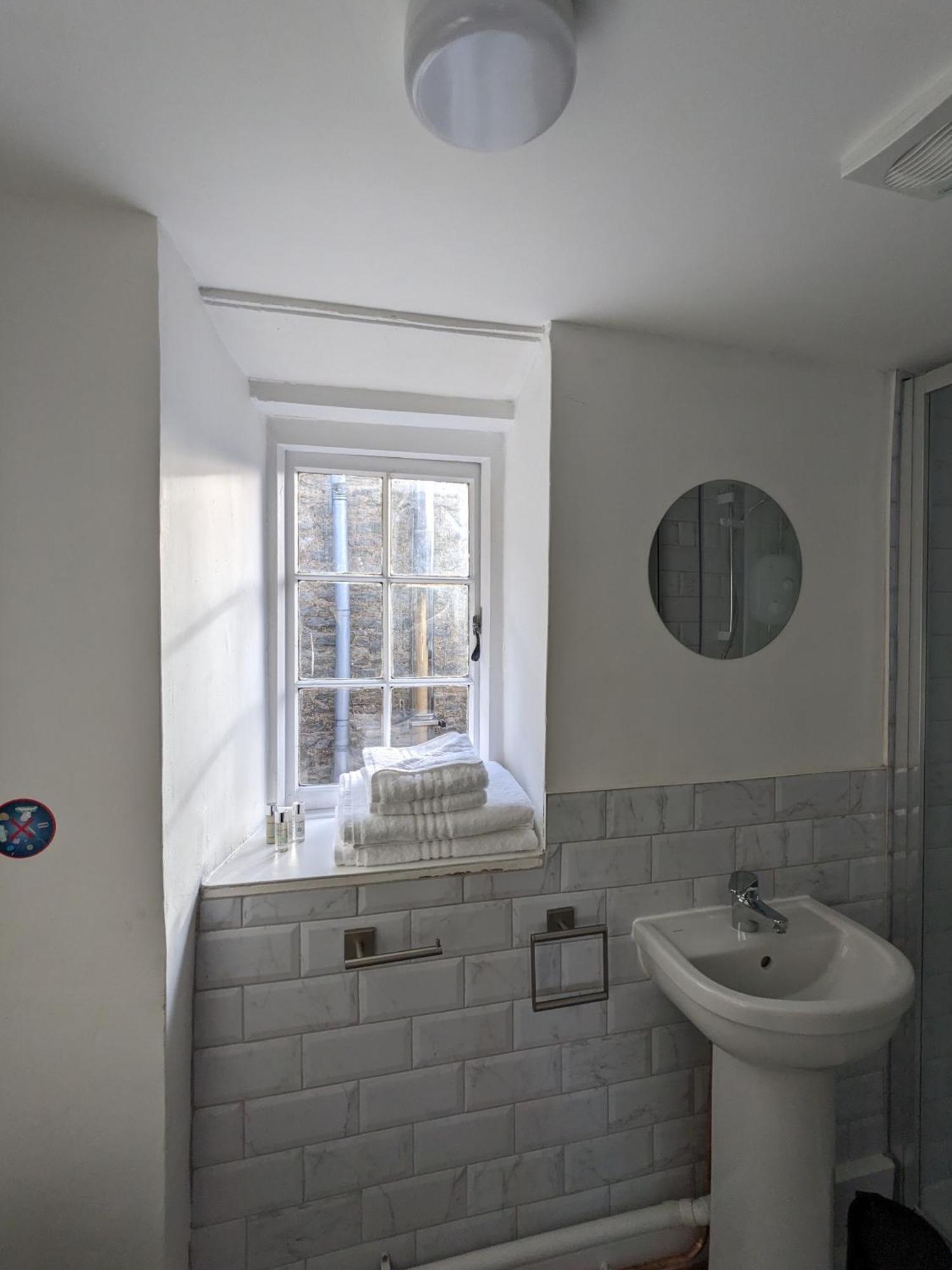 Cowpers Oak Bed & Breakfast Olney Bilik gambar